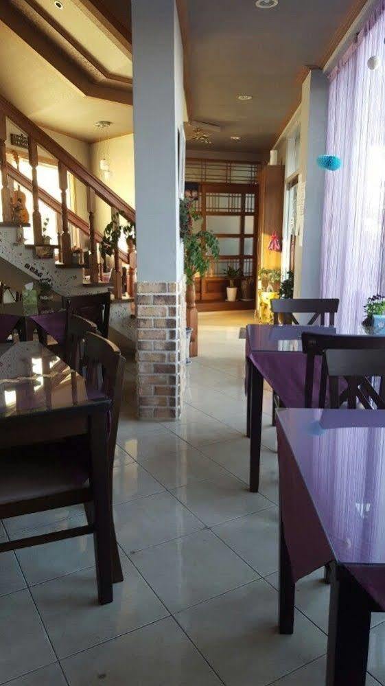 Haevichi Elmar Guesthouse Сеогвипо Екстериор снимка